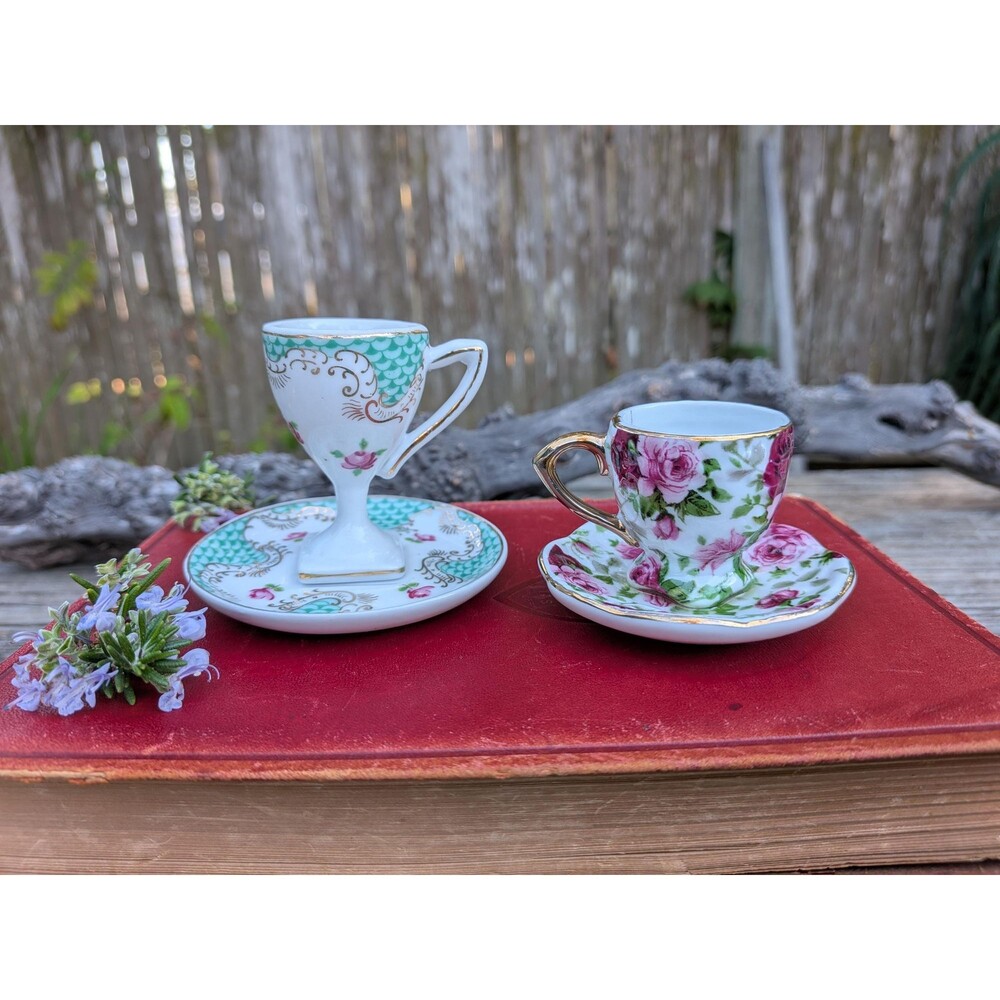 2 Vintage Miniature Teacups, Dollhouse Tea Cup, Retro California Souvenir